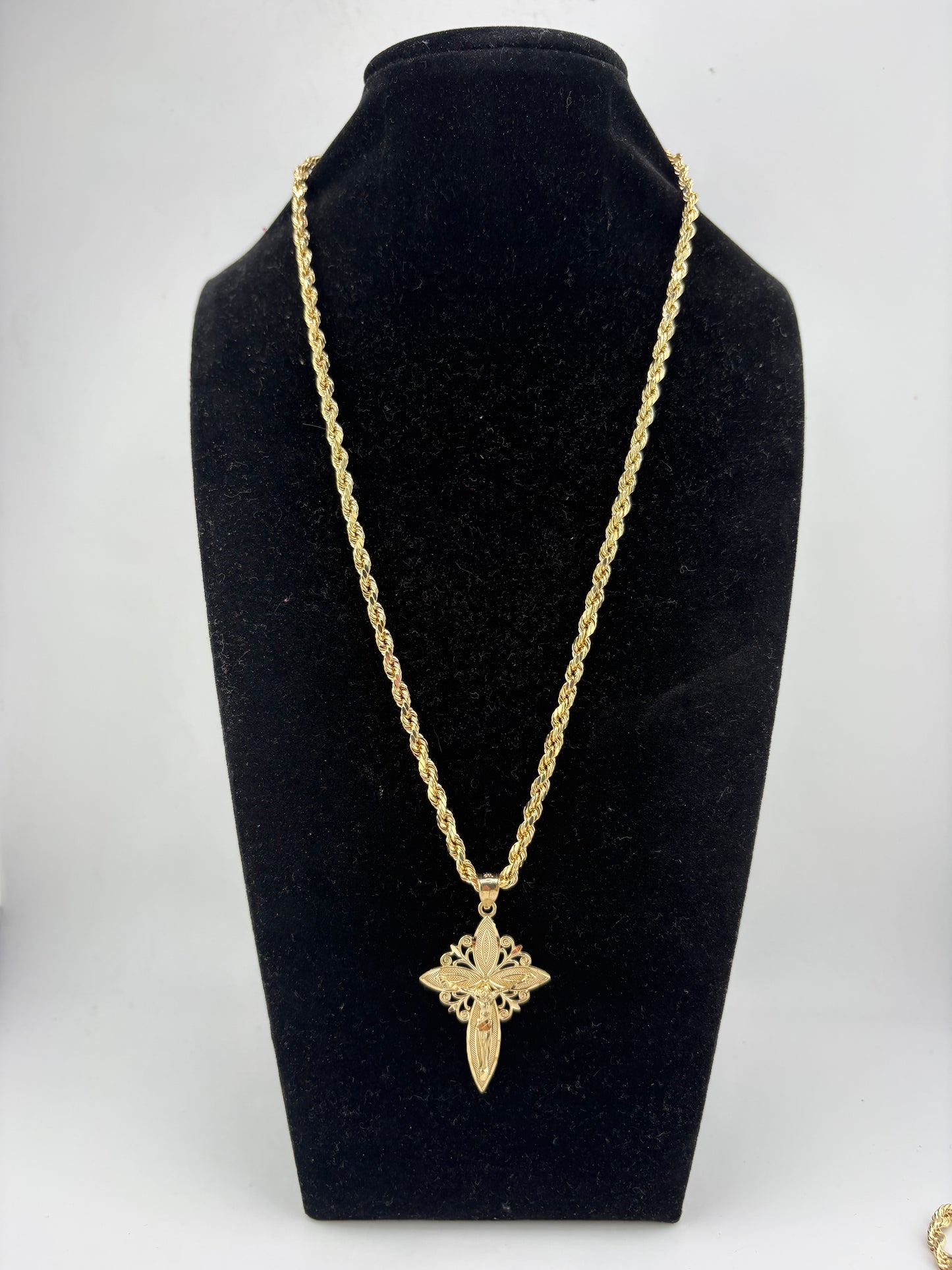 10K Necklace 20IN