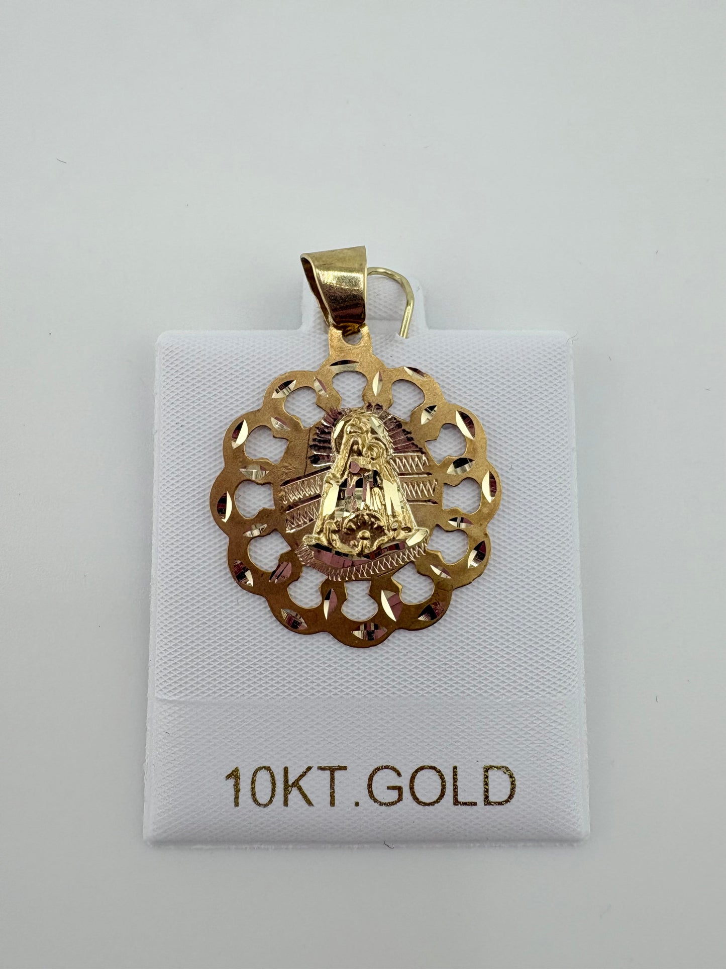 10K Pendant