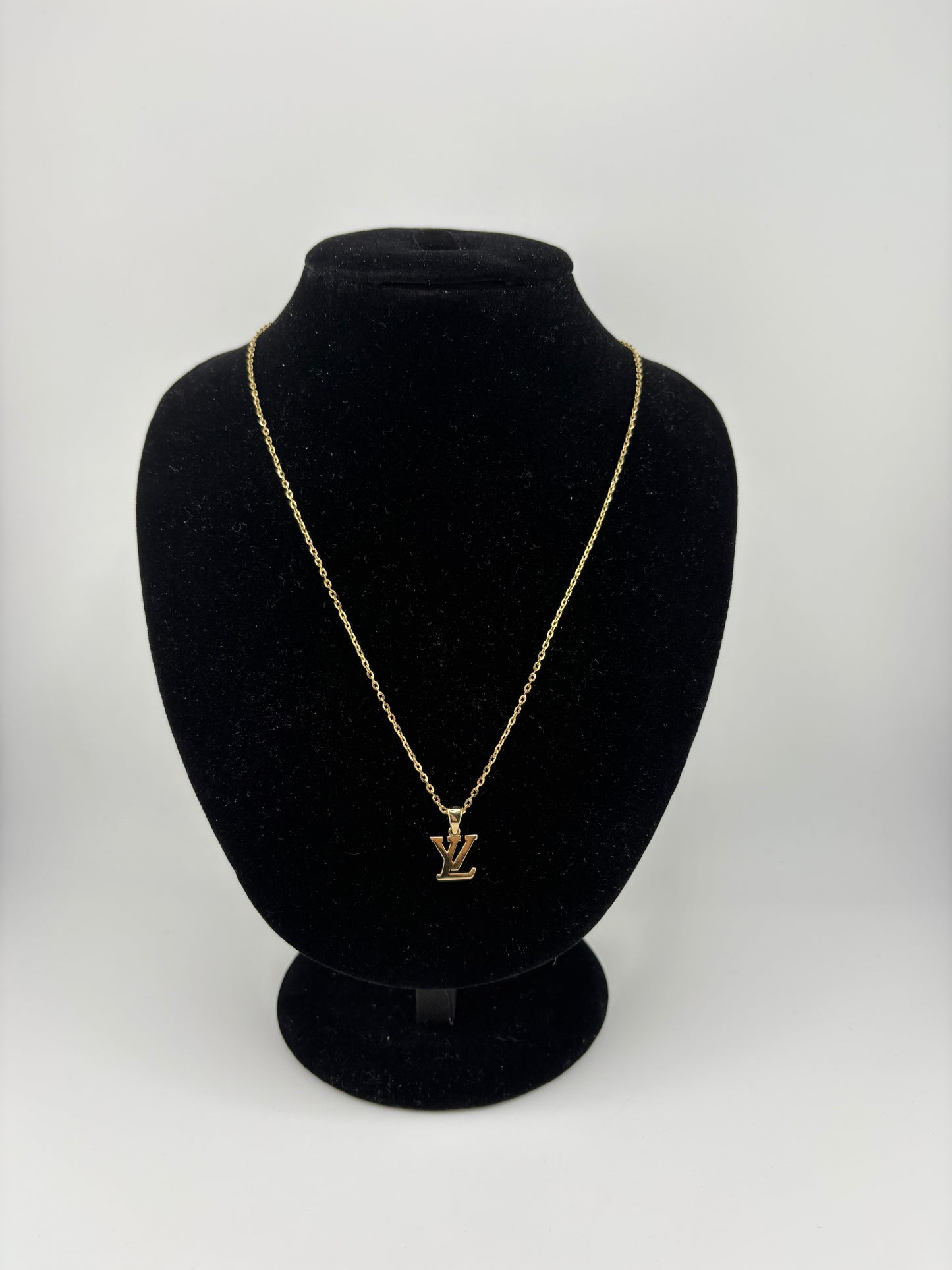 10K Necklace 18IN