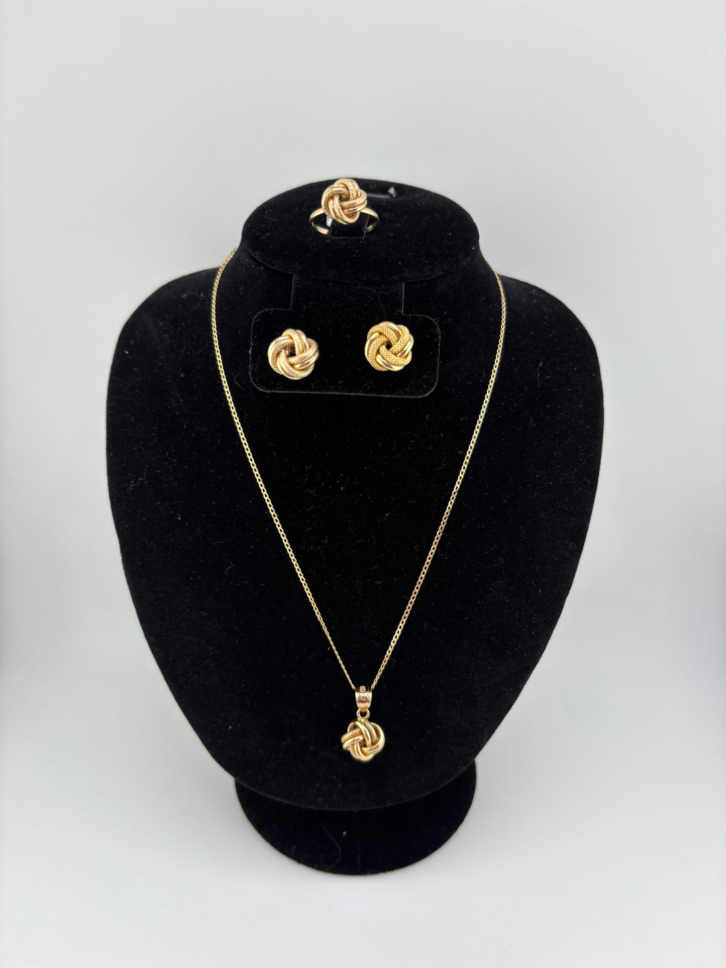 10K Necklace 16IN