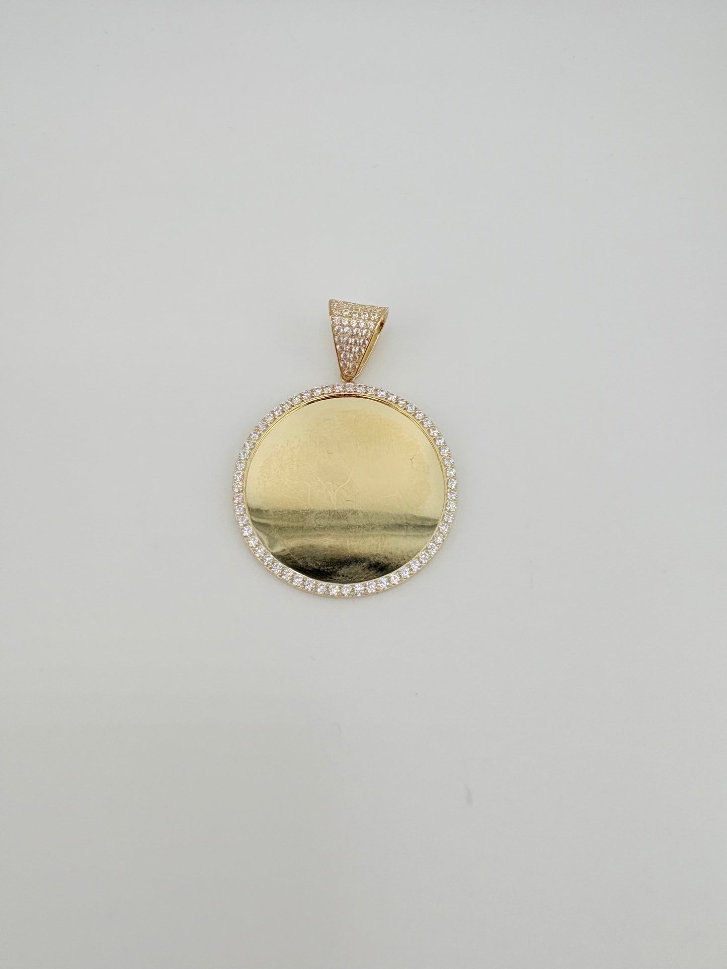 10K Pendant Personalized Picture