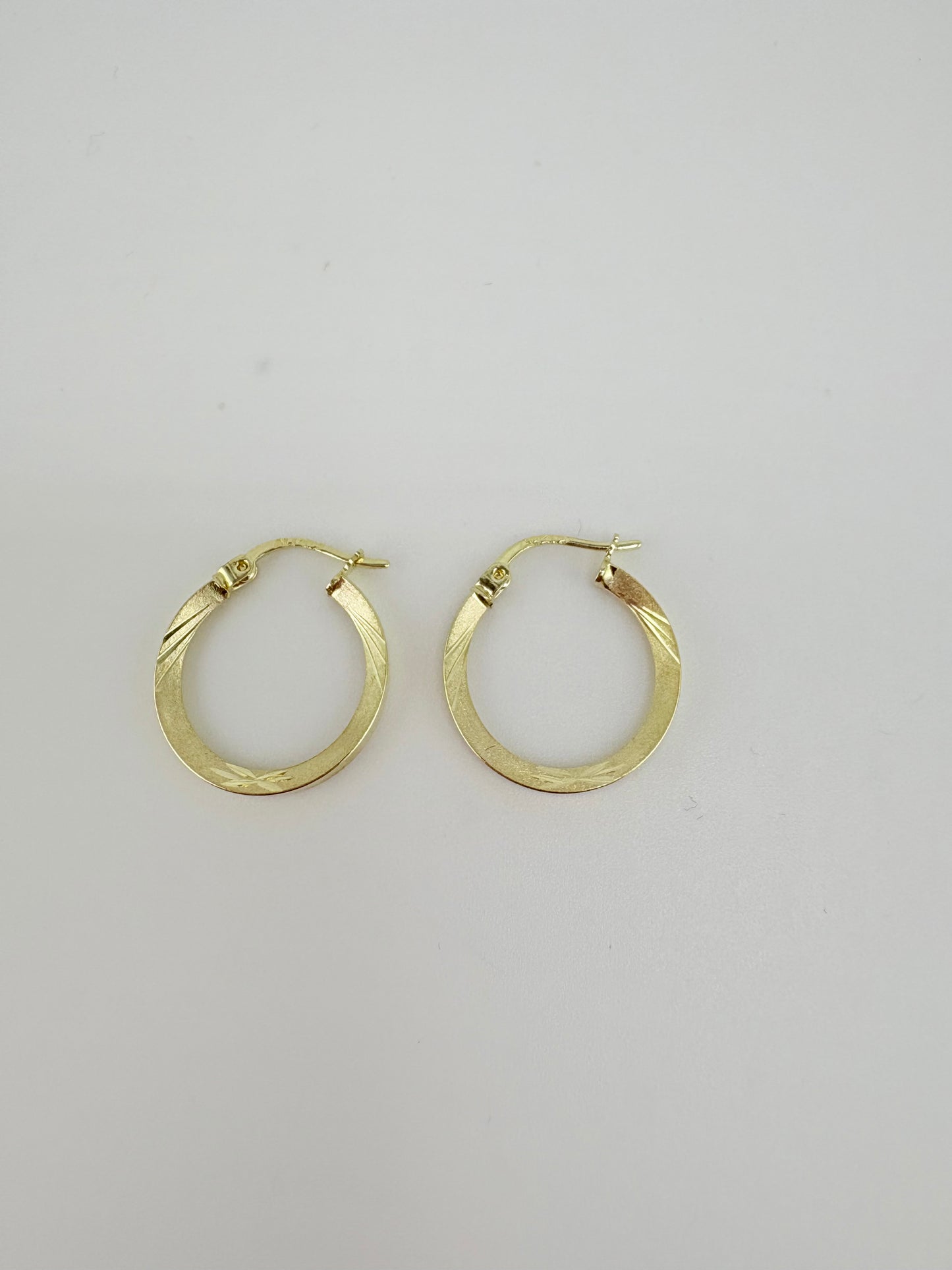 10K Gold Hoop