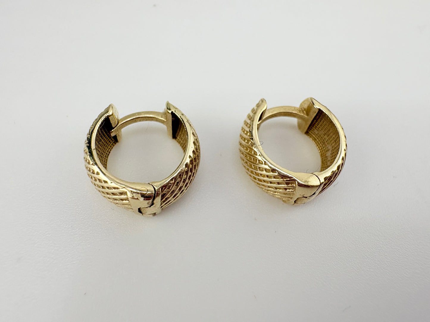 10k Gold Hoops