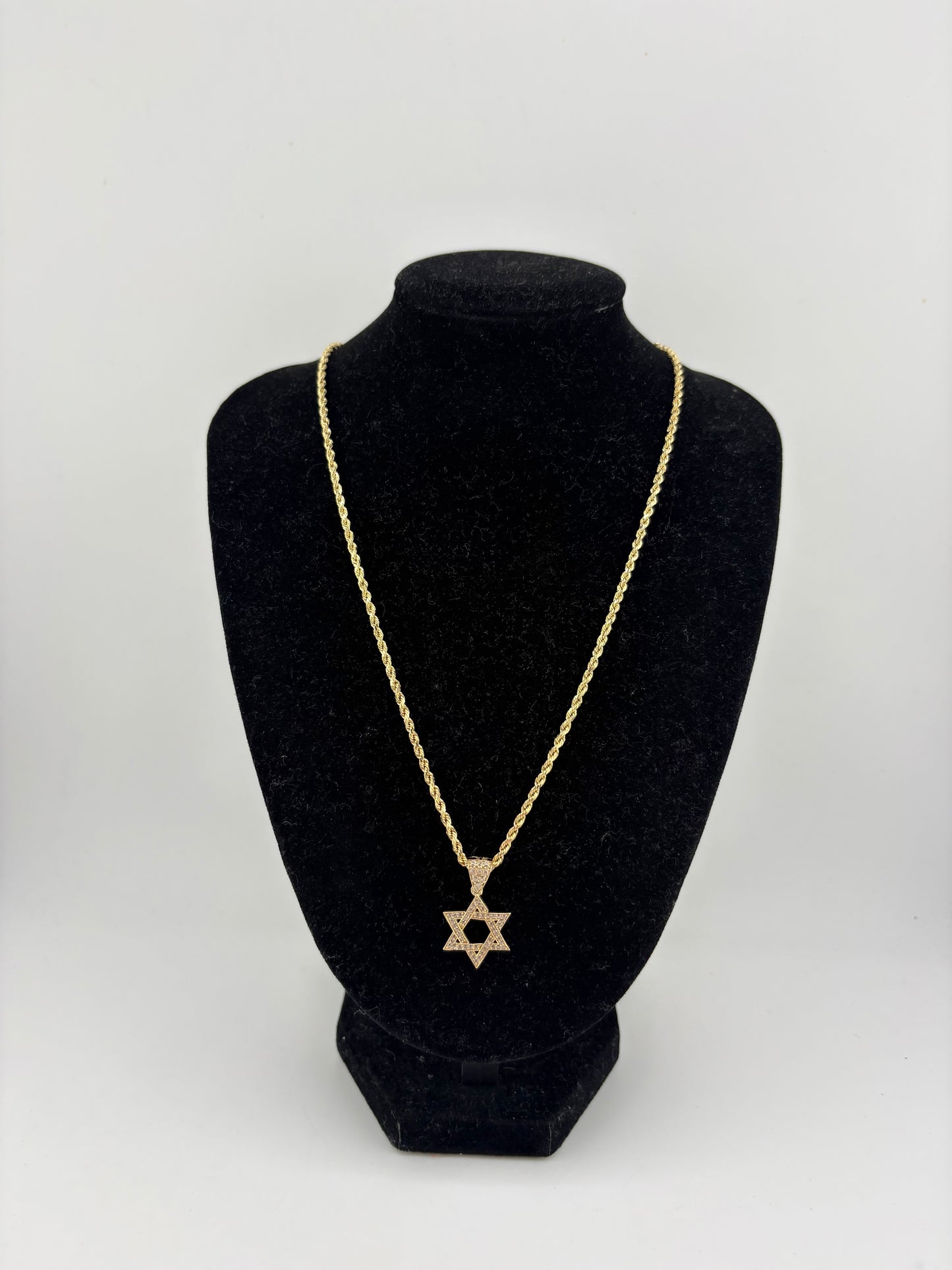 10K Necklace 18IN