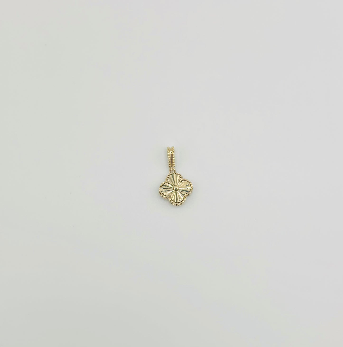 14K Clover Pendant