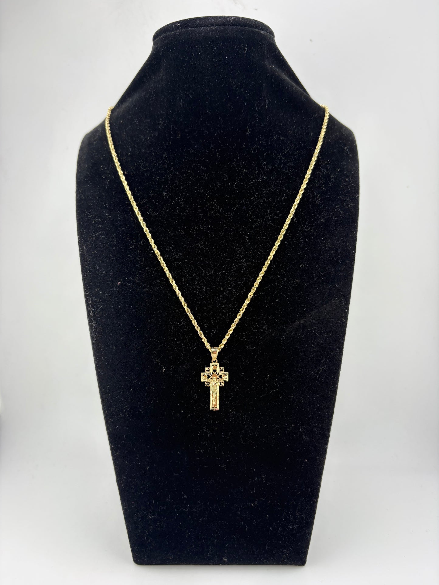 10K Necklace 24IN