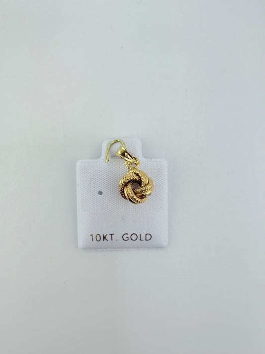 10K Pendant