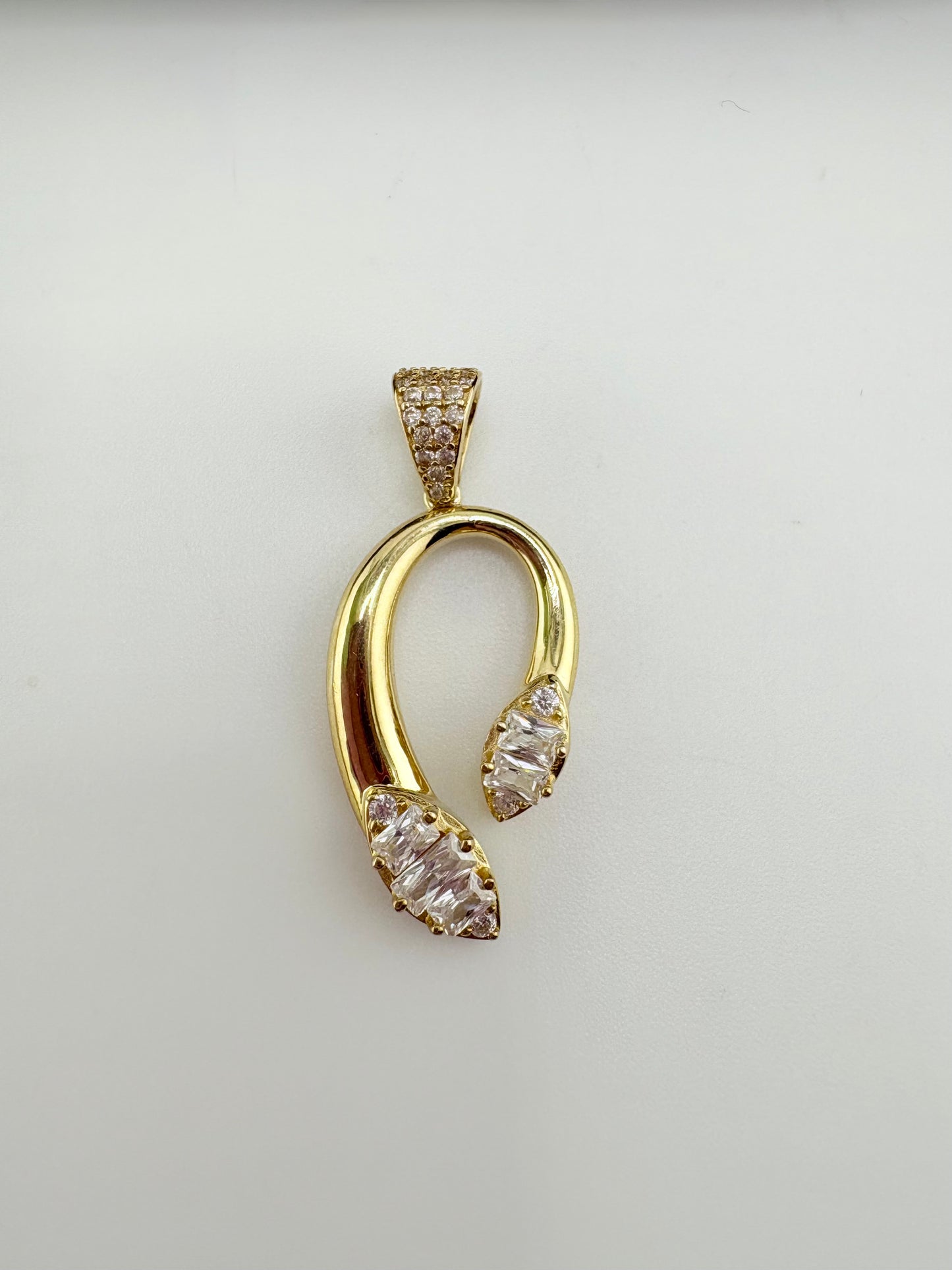 10K Pendant