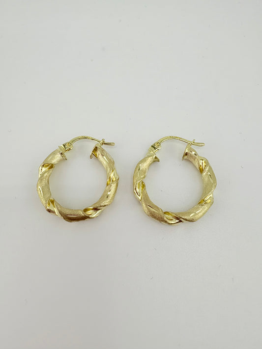 10K Gold Hoop