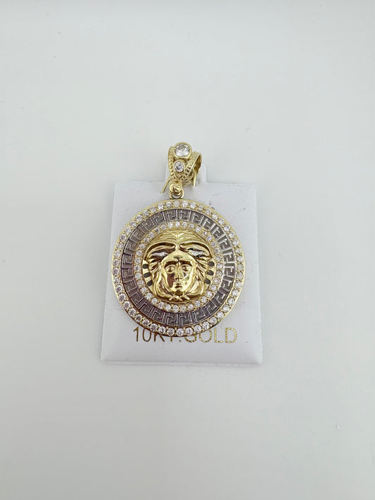 10K Pendant