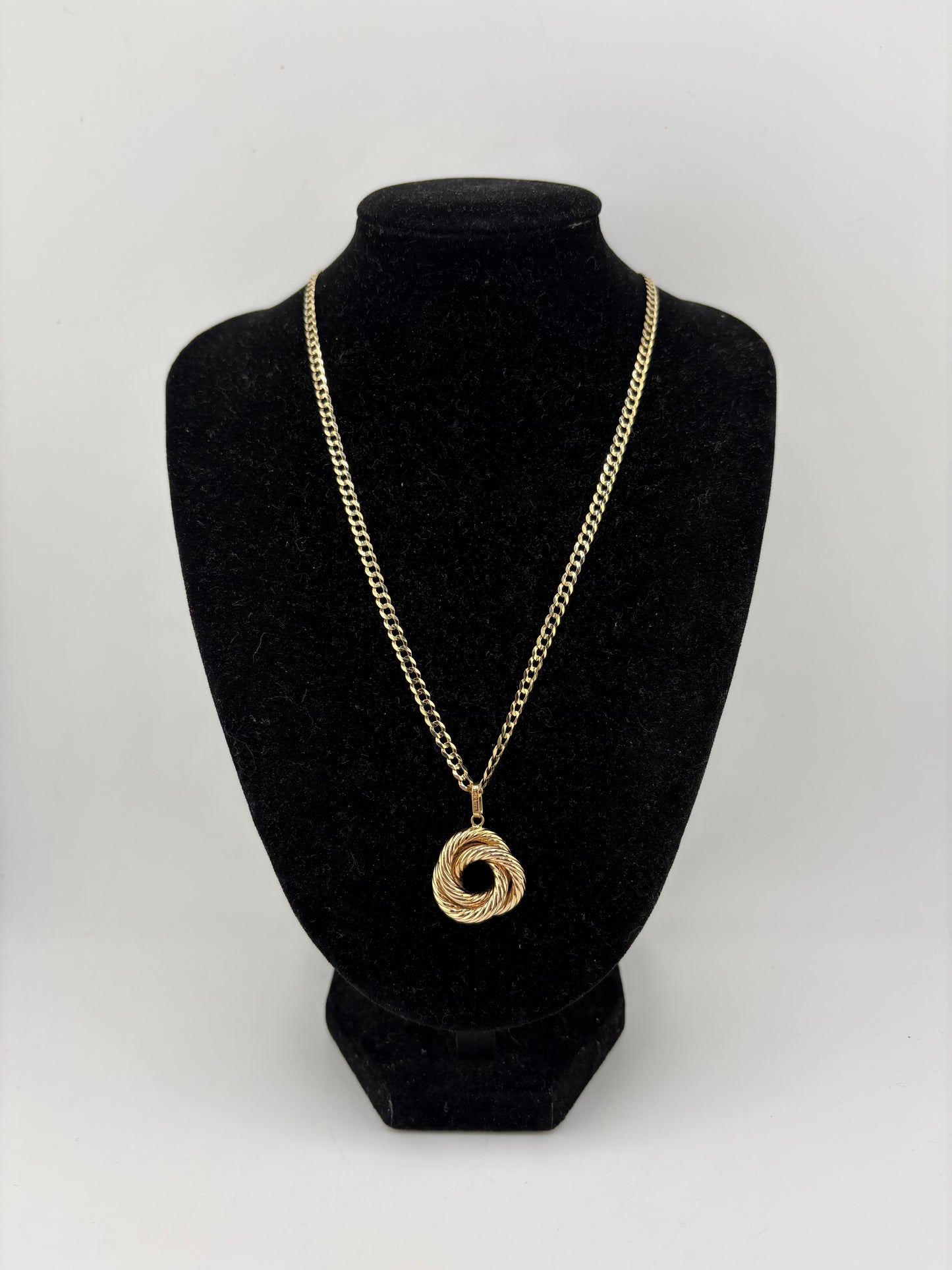 10K Necklace 18IN