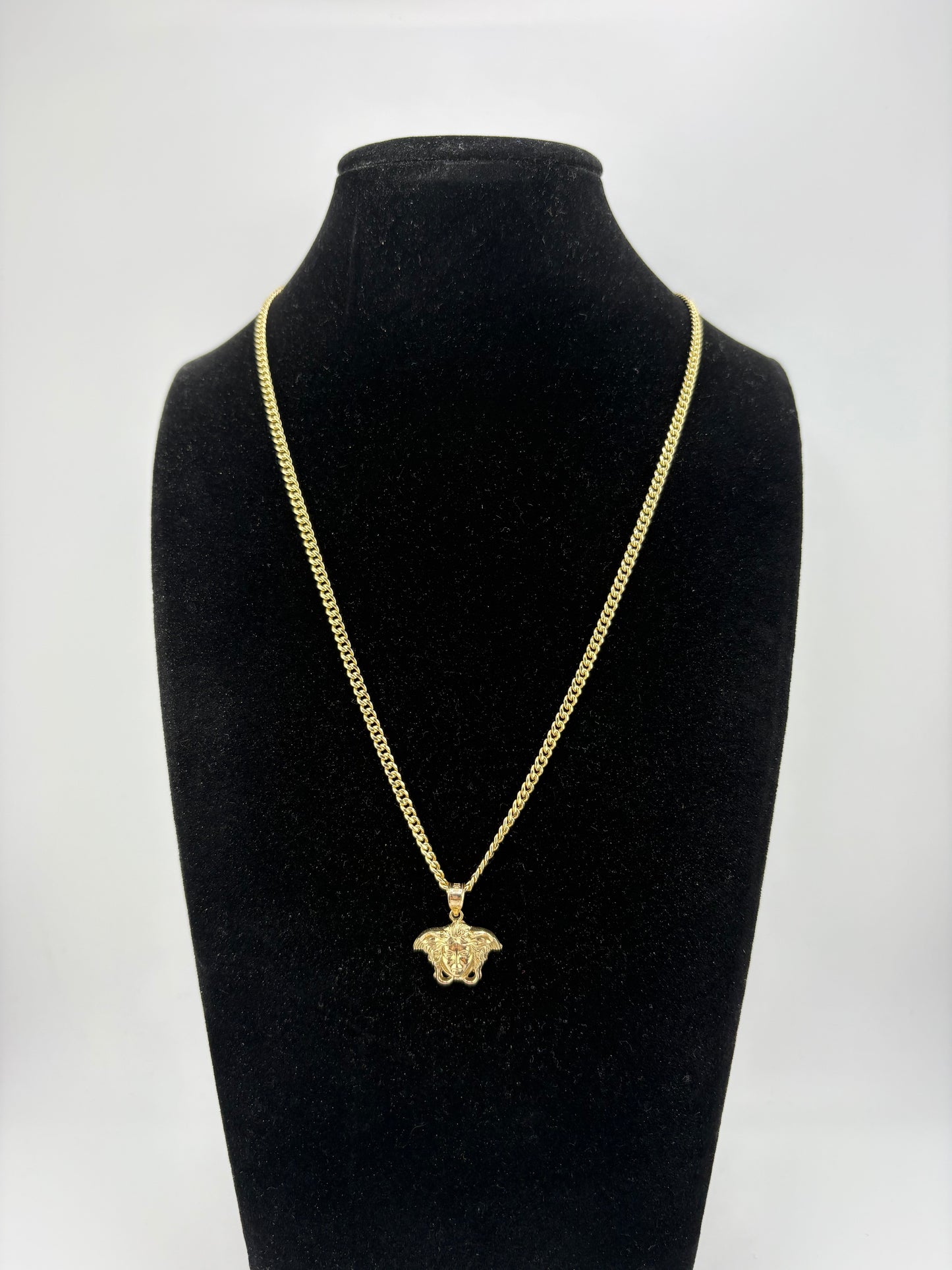 10K Necklace 22IN